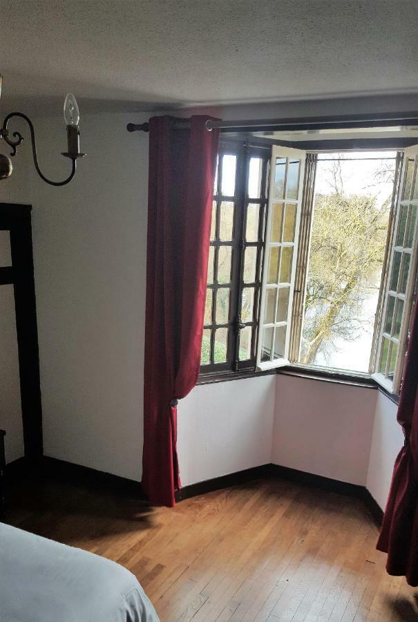 Le Manoir Du Coeur Volant Bed & Breakfast *